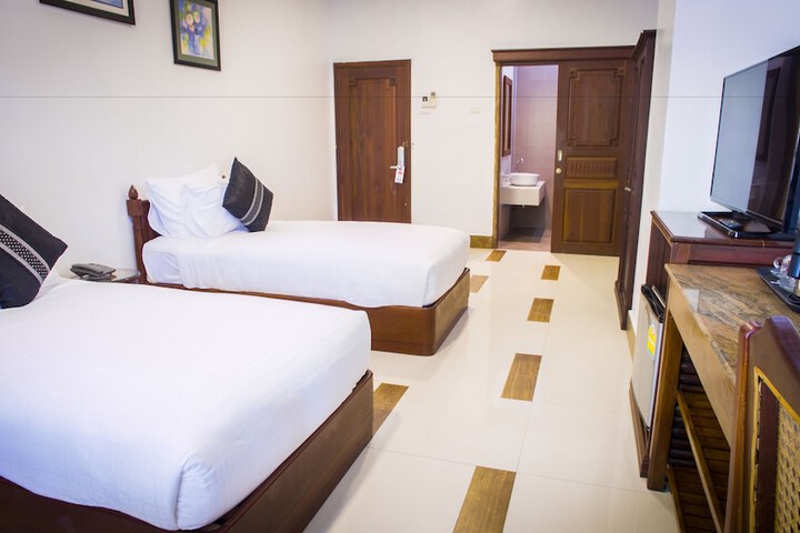 Room 16 of 110