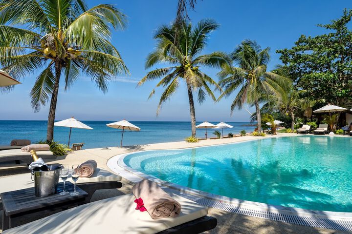 Pool Hotel