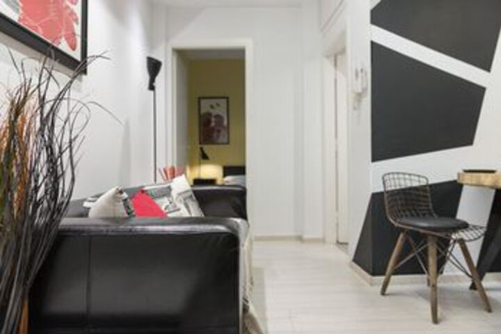 Room 15 of 33