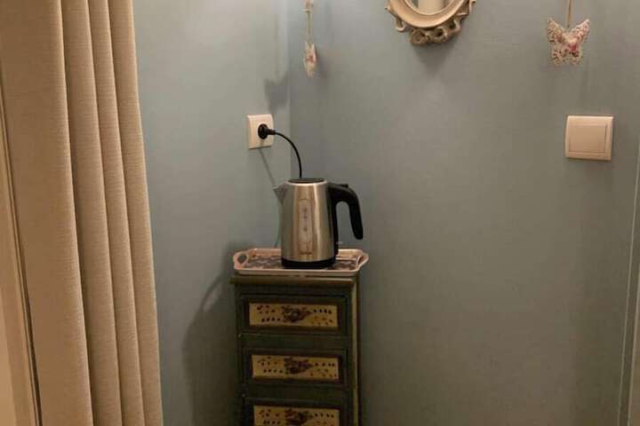 Room 43 of 68