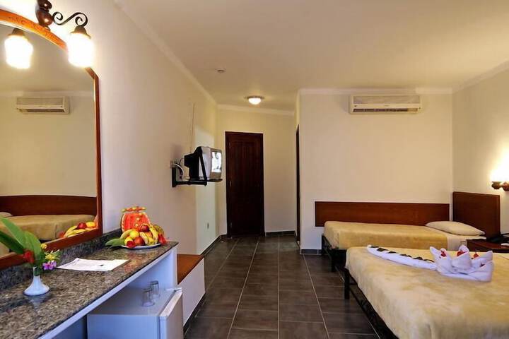 Room 2 of 19