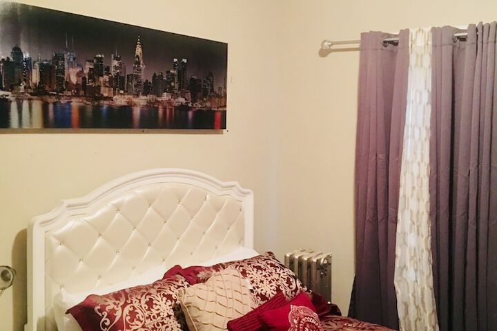 Room 15 of 33