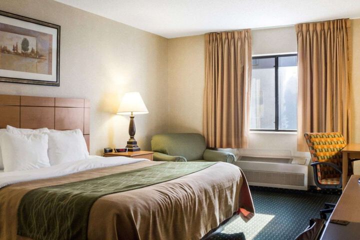 Room 5 of 42