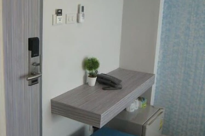 Room 29 of 54