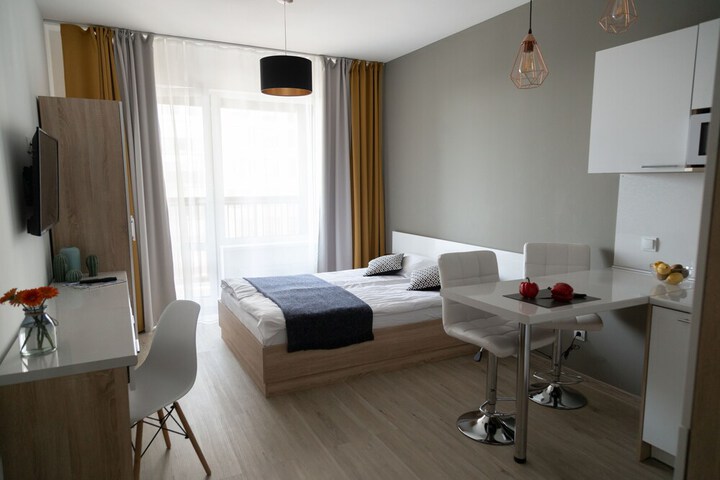 Room 6 of 48