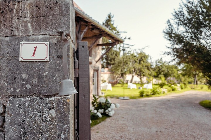 Hotel Exterior 17 of 21