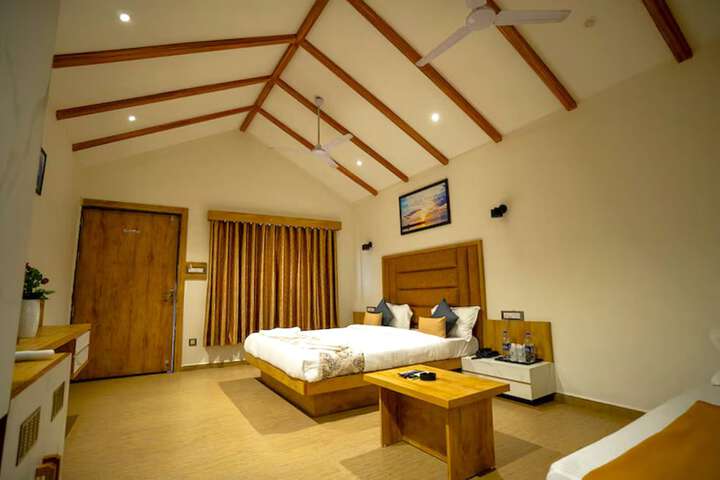 Room 26 of 65