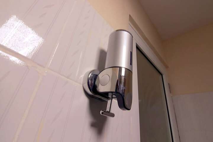Room 20 of 34