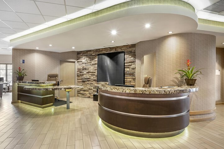 Hotel Lobby