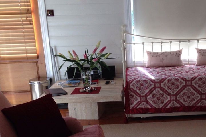 Room 2 of 12