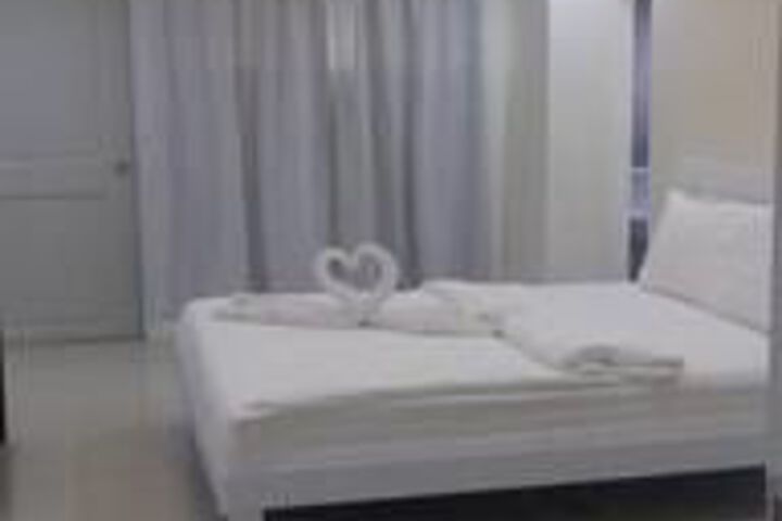 Room 3 of 31