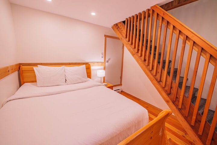 Room 20 of 218