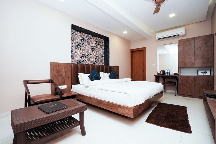 Room 14 of 53