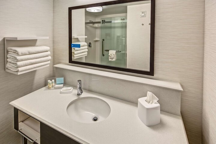 Bathroom shower