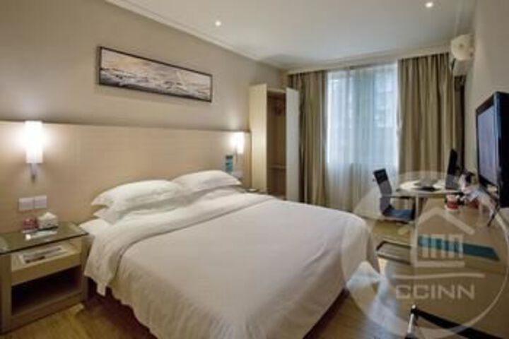 Room 13 of 41