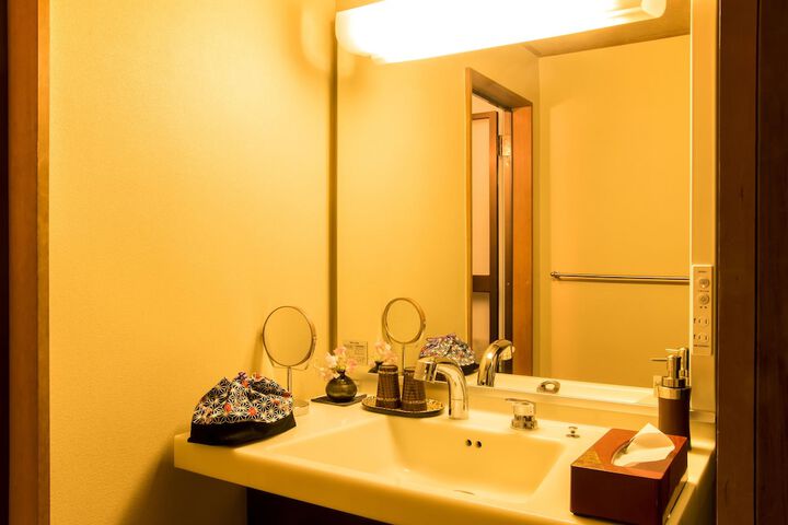 Room 14 of 62