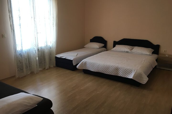 Room 7 of 52