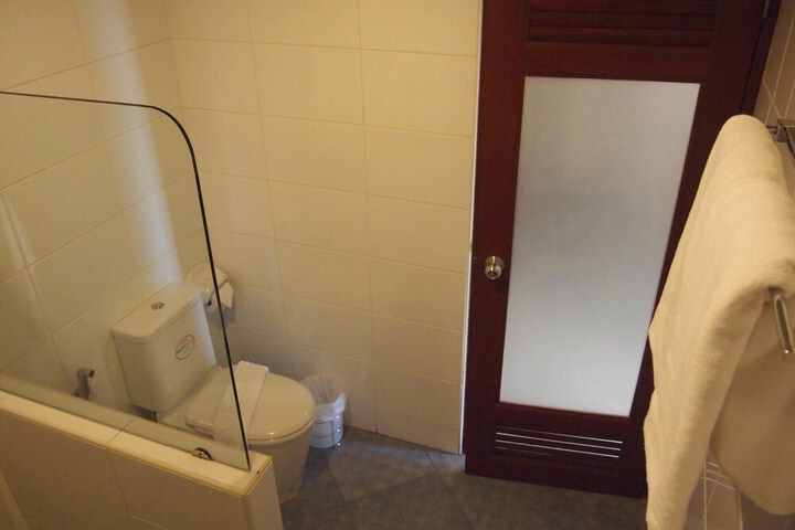 Room 22 of 31