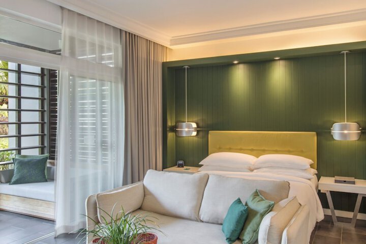 Room 26 of 195