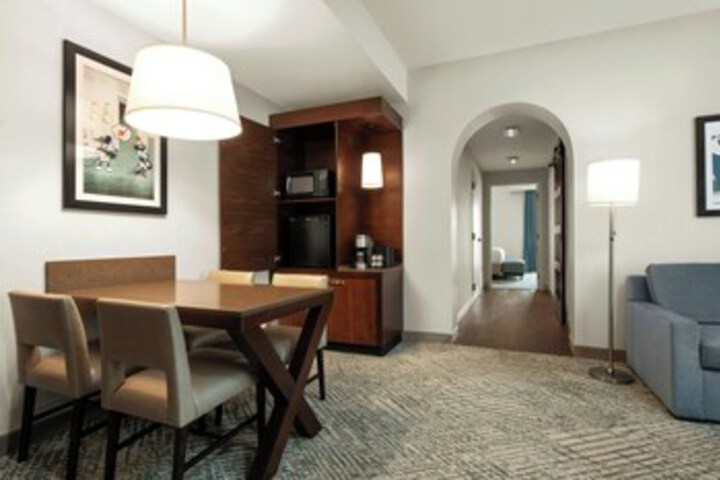 Room 55 of 204