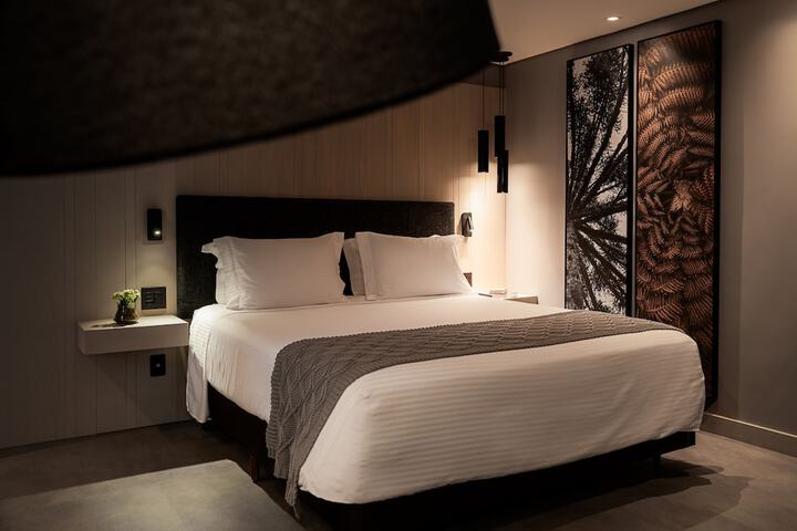 Room 20 of 98