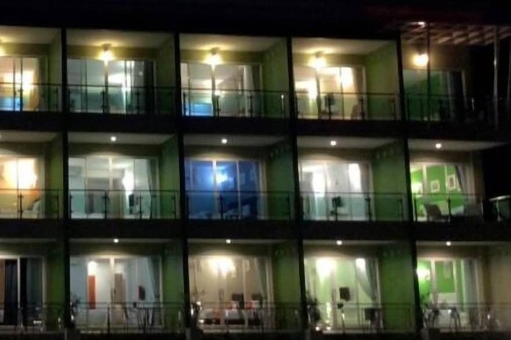 Hotel 70 of 72
