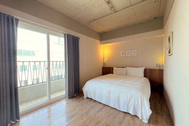 Room 20 of 65