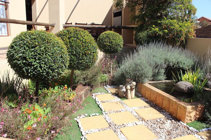 Hotel Exterior 27 of 27