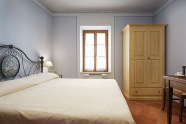 Room 19 of 50