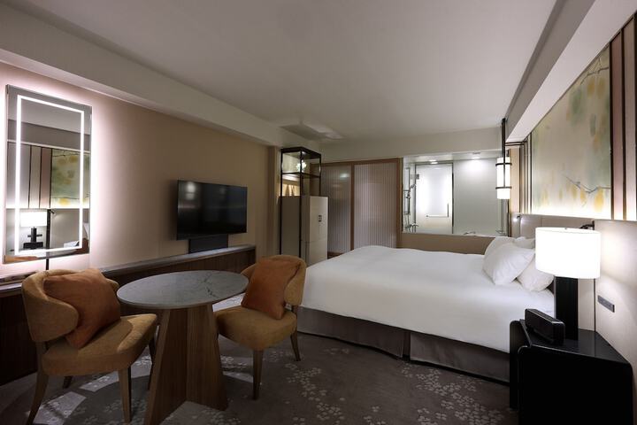 Room 45 of 155