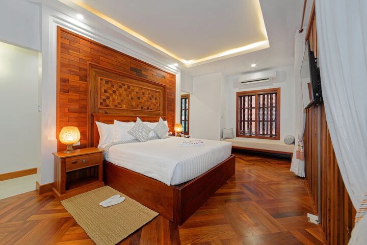 Room 3 of 78