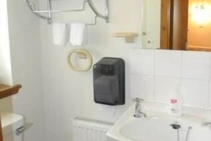 Clean Restrooms