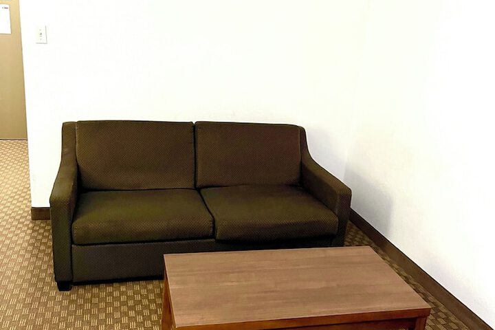 Room 25 of 63