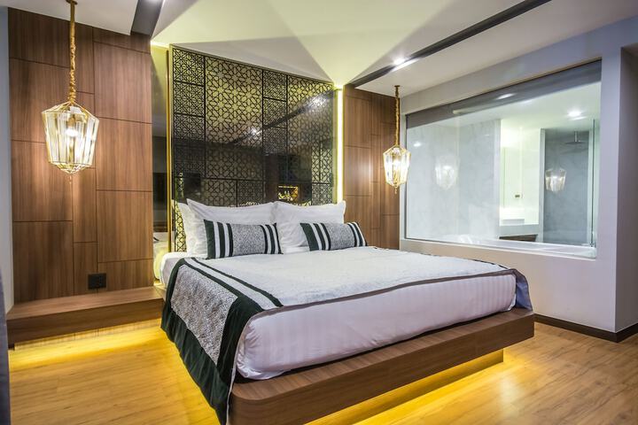 Room 15 of 72