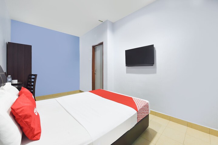 Room 25 of 46