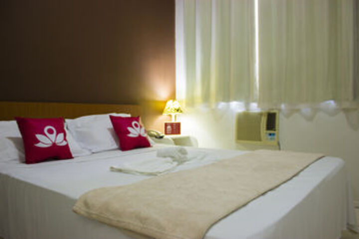 Room 13 of 24