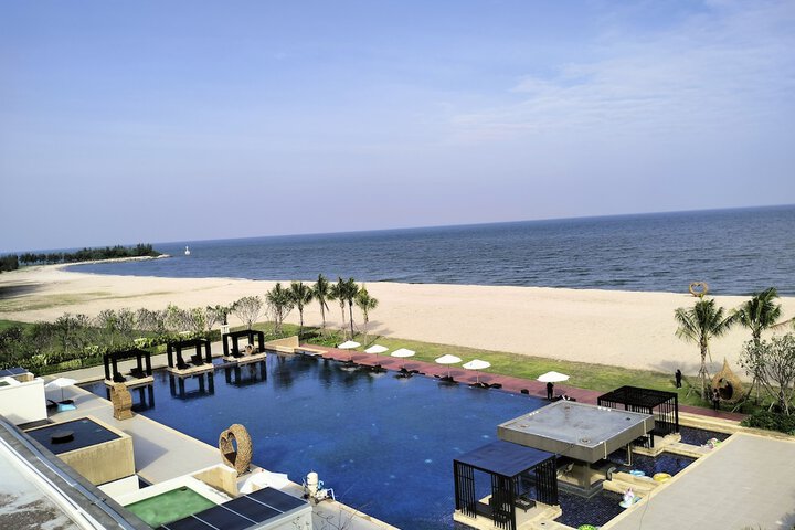 Beach 63 of 70
