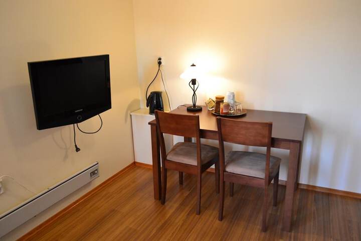 Room 9 of 38