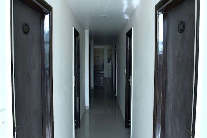 Hotel Interior 6 of 22