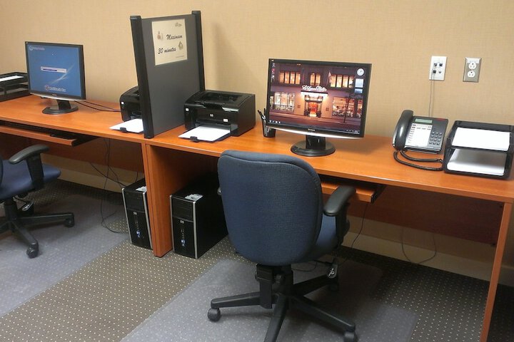 Business Center 36 of 41