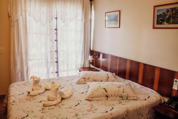 Room 73 of 181