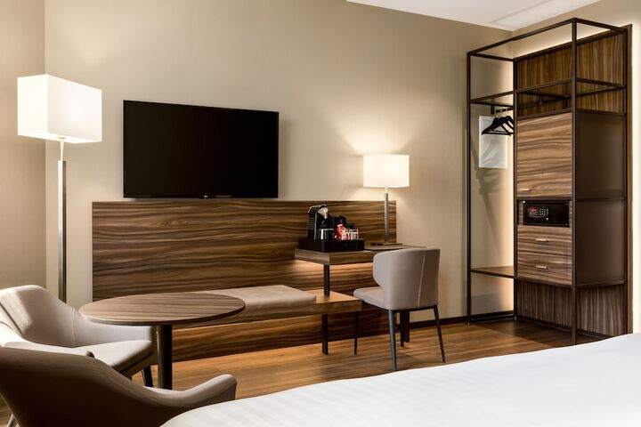 Room 18 of 56