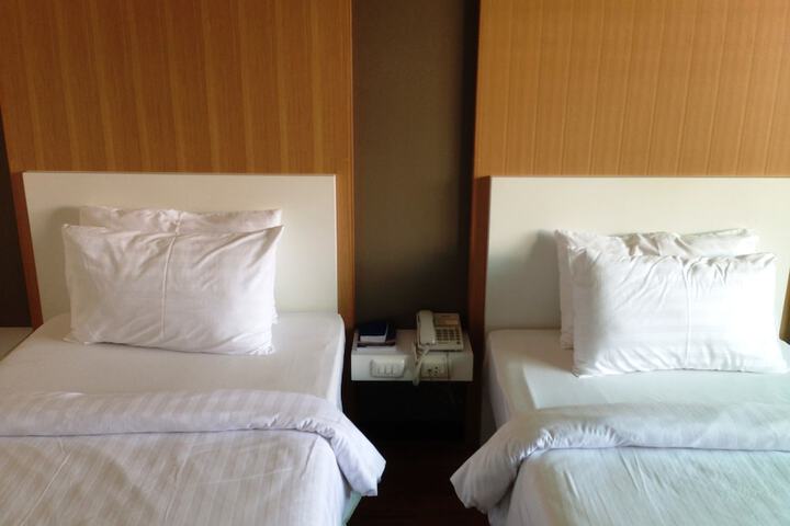 Room 4 of 54