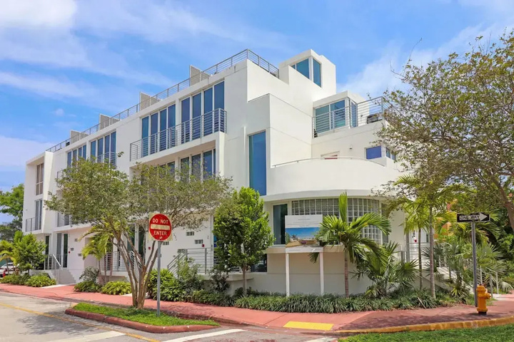 Harding Ave by Sextant