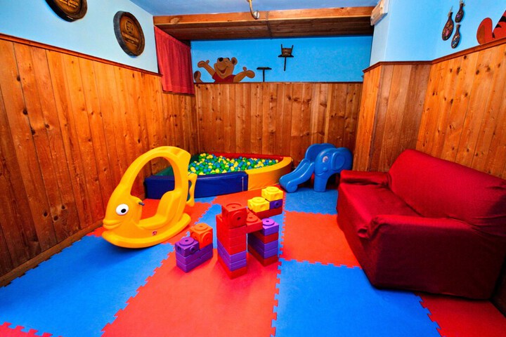 Childrens Activities 18 of 23