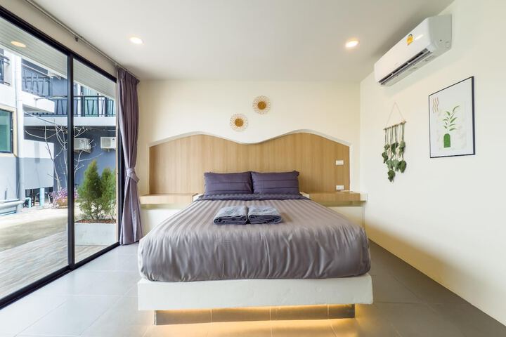 Room 21 of 57