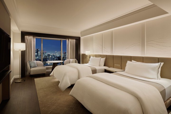 Room 15 of 150