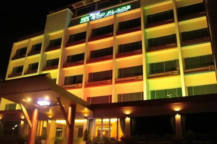 Eco Place Hotel
