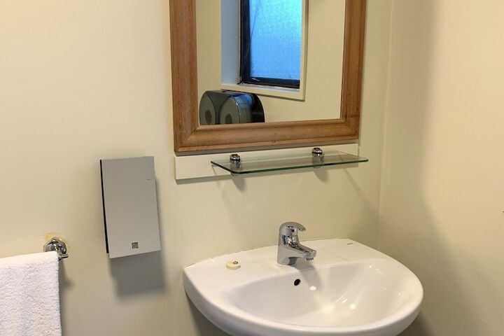 Room 61 of 83