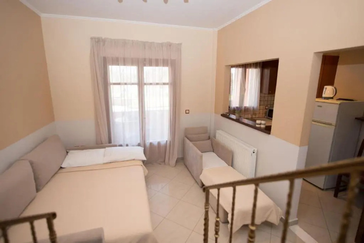 Room 2 of 22